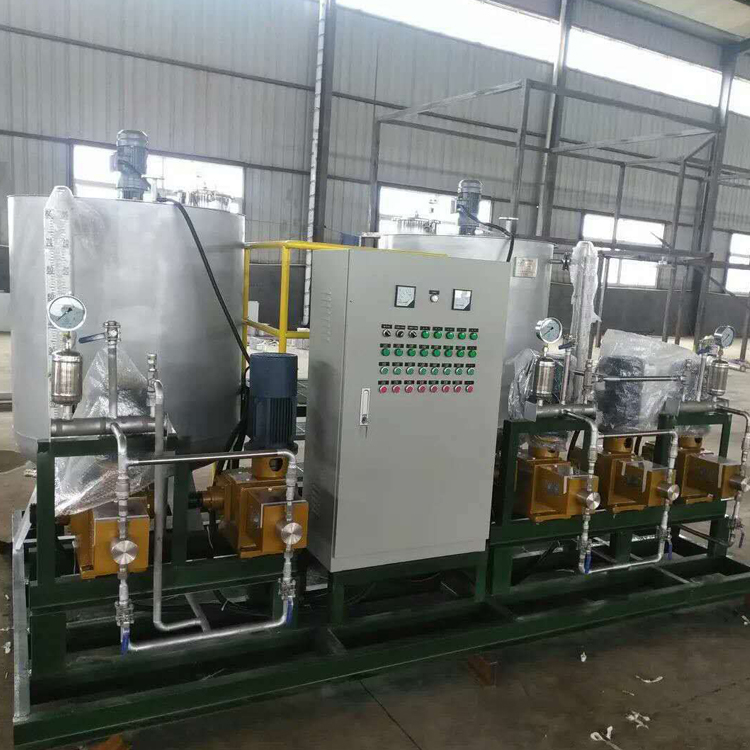 ���̰���